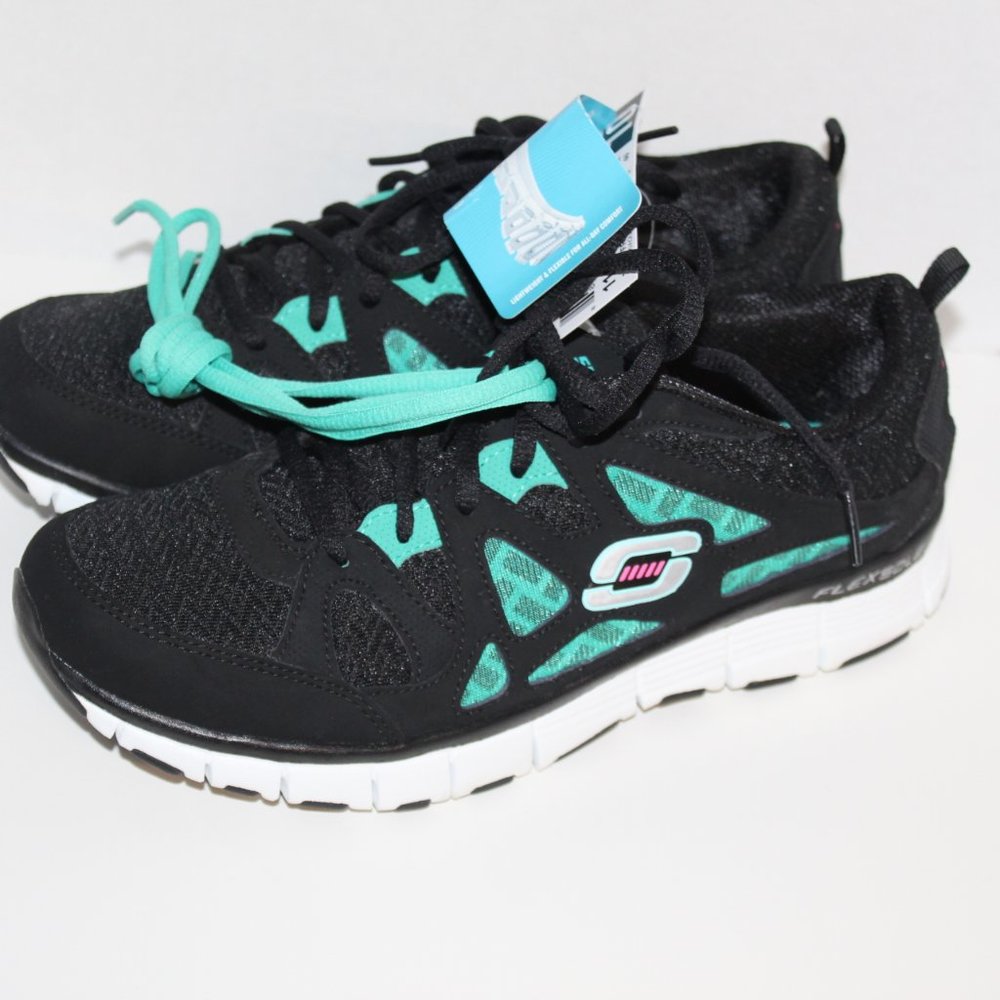 New Skechers Sport Women size 10